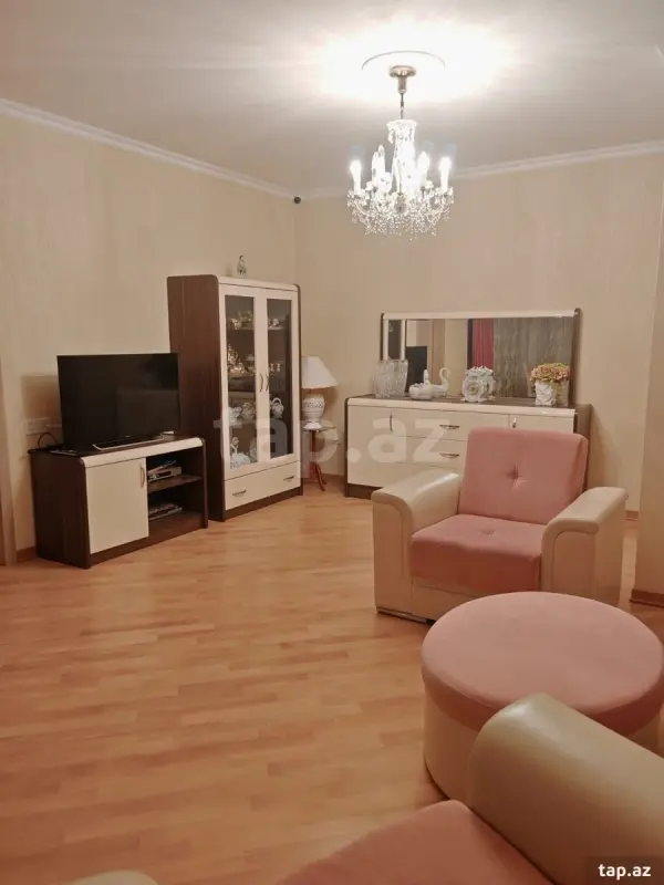 Kirayə verilir 3 otaqlı yeni tikili 100 m²