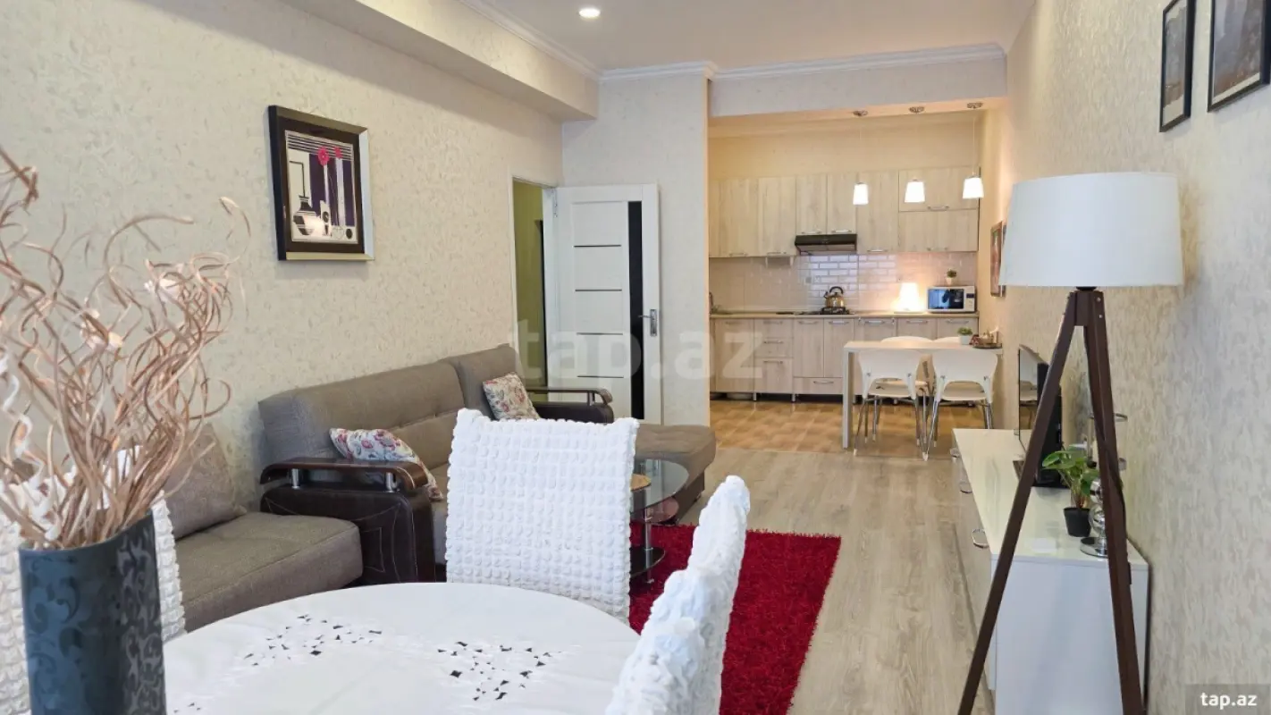Satılır 2 otaqlı yeni tikili 70 m²