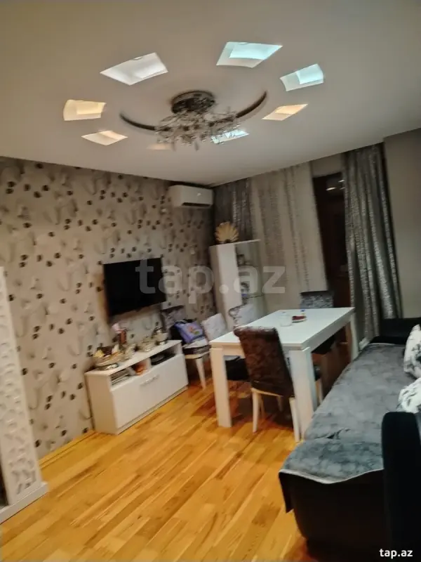 Kirayə verilir 2 otaqlı yeni tikili 50 m²