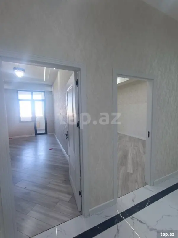 Satılır 2 otaqlı yeni tikili 72 m²