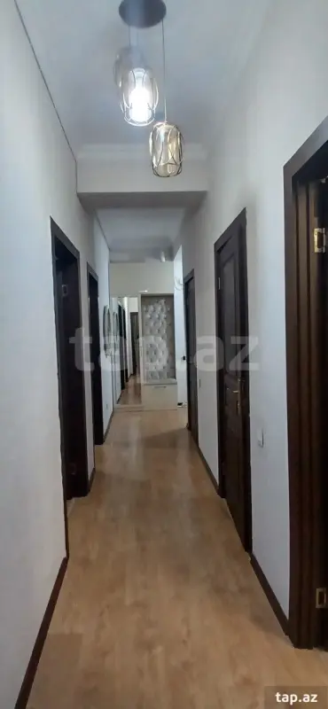 Satılır 3 otaqlı yeni tikili 77 m²