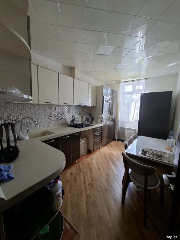 Kirayə verilir 3 otaqlı mənzil 85 m²