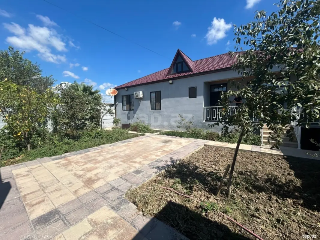 Satılır 5 otaqlı həyət evi 150 m²