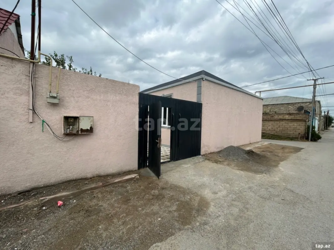 Satılır 3 otaqlı həyət evi 120 m²