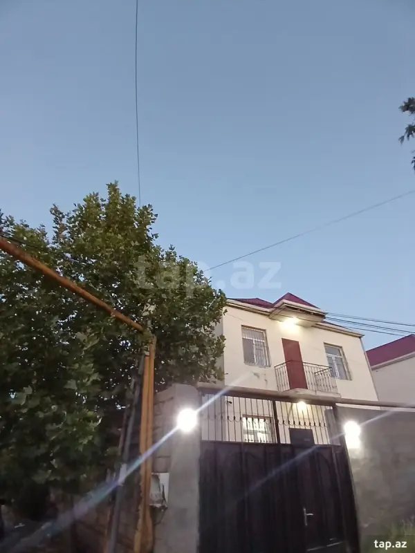 Satılır 4 otaqlı həyət evi 160 m²