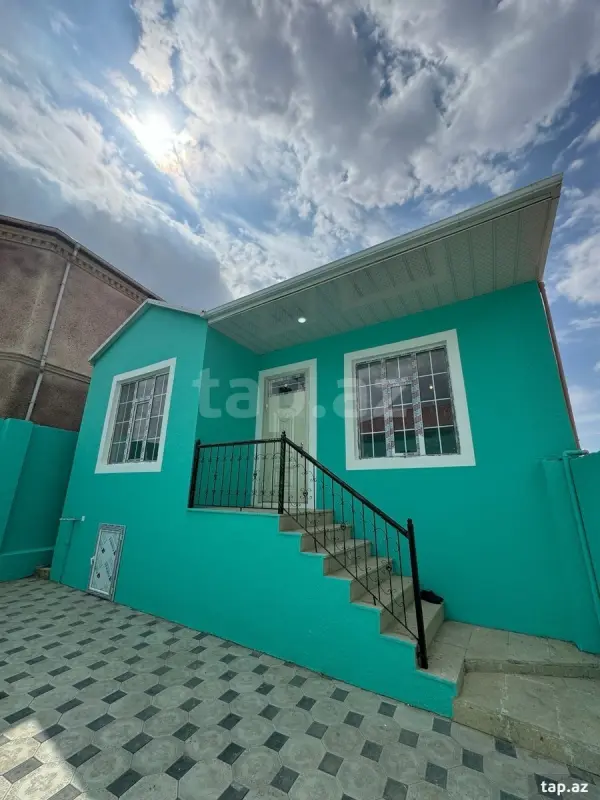 Satılır 2 otaqlı həyət evi 56 m²