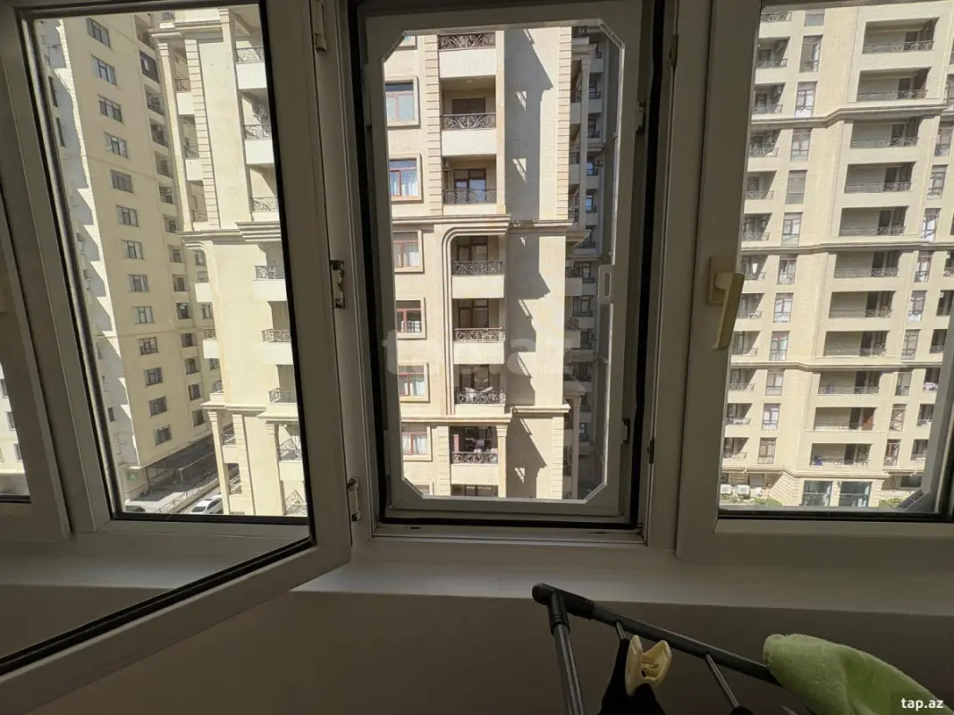 Kirayə verilir 4 otaqlı mənzil 90 m²