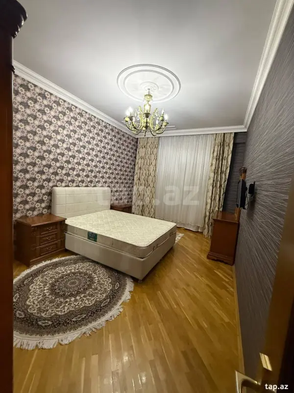 Kirayə verilir 4 otaqlı yeni tikili 90 m²
