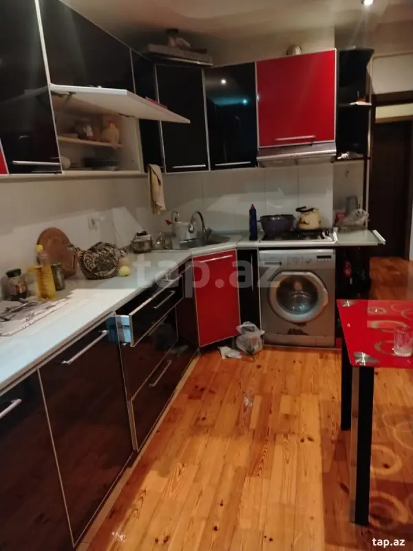 Kirayə verilir 2 otaqlı yeni tikili 70 m²