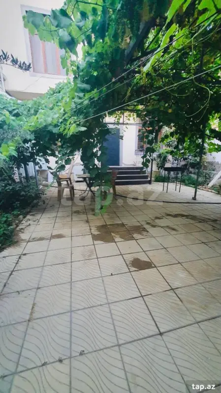 Kirayə verilir 7 otaqlı həyət evi 220 m²