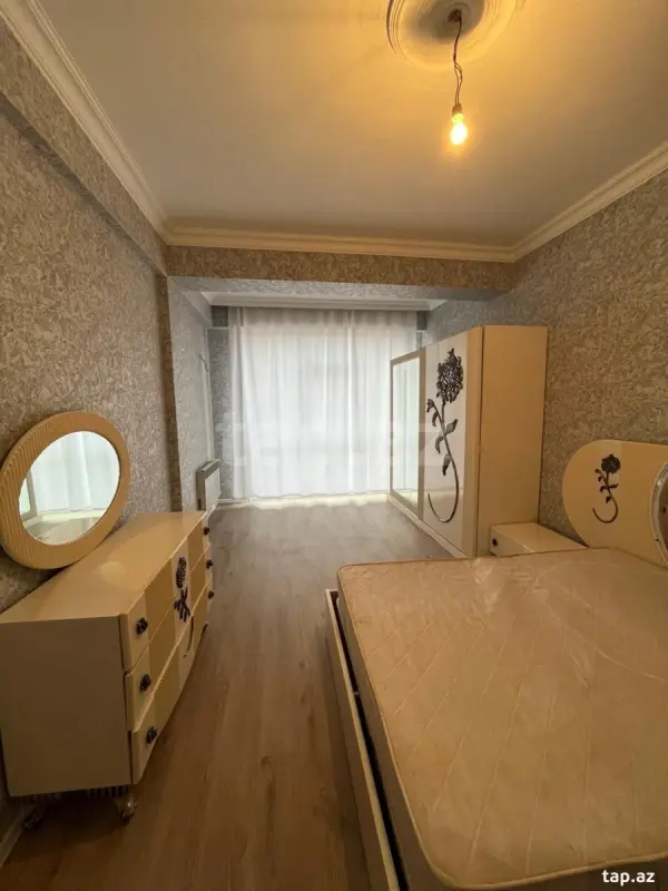 Kirayə verilir 2 otaqlı yeni tikili 95 m²