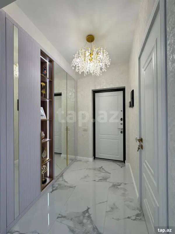 Satılır 4 otaqlı yeni tikili 110 m²