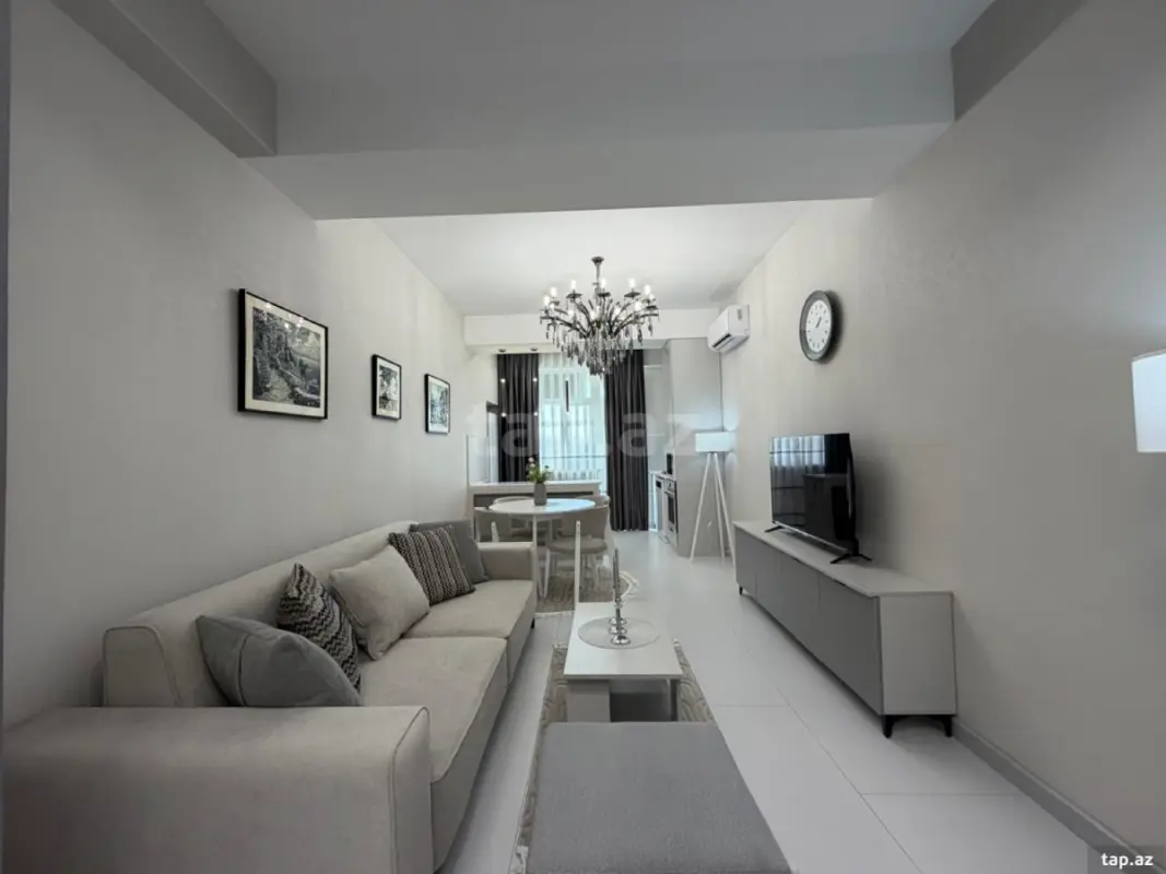 Satılır 3 otaqlı yeni tikili 84 m²