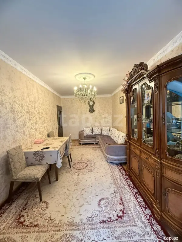 Satılır 4 otaqlı mənzil 90 m²