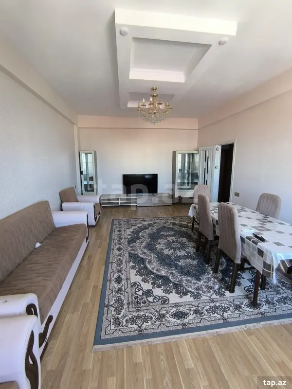 Kirayə verilir 3 otaqlı yeni tikili 90 m²