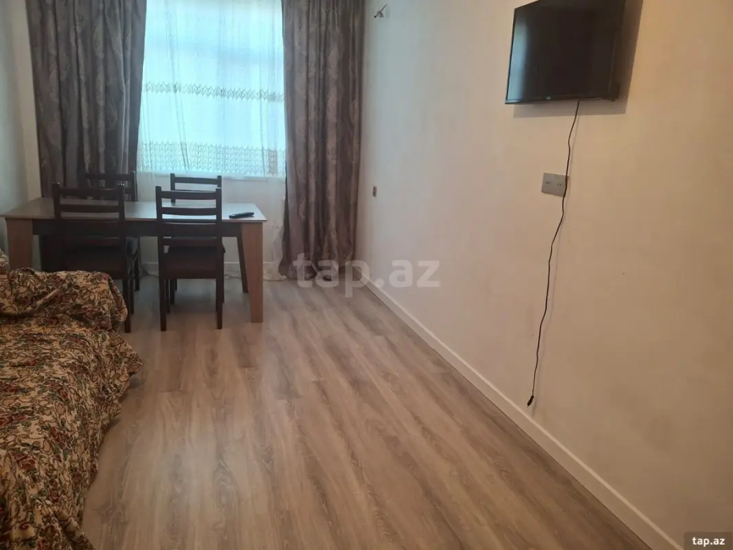 Kirayə verilir 3 otaqlı yeni tikili 75 m²