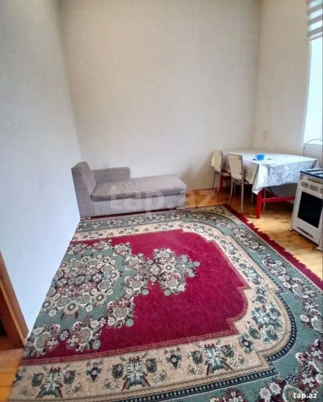 Kirayə verilir 2 otaqlı həyət evi 62 m²