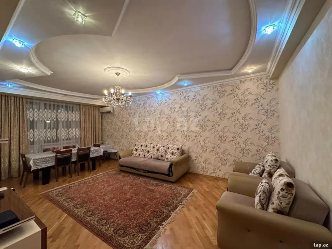 Kirayə verilir 3 otaqlı yeni tikili 100 m²