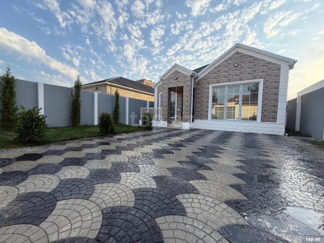 Satılır 3 otaqlı həyət evi 120 m²