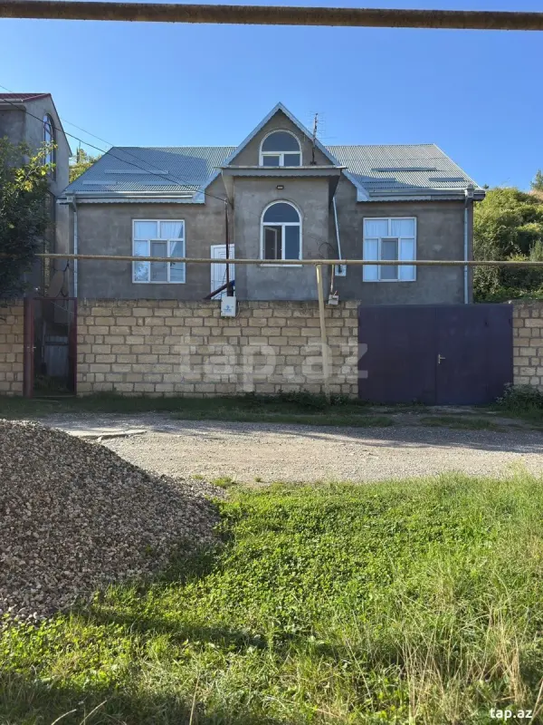 Satılır 3 otaqlı həyət evi 120 m²