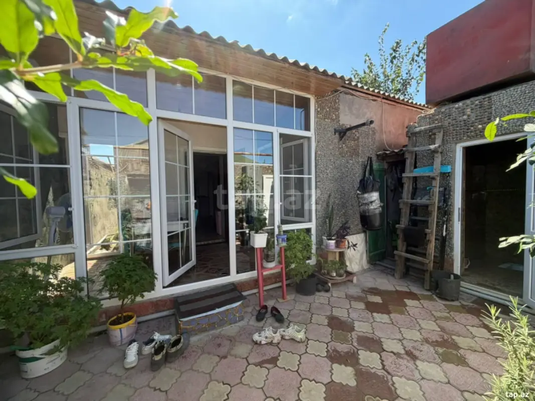 Satılır 3 otaqlı həyət evi 70 m²