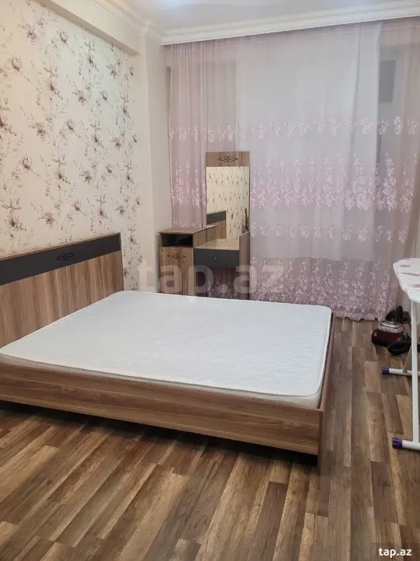 Kirayə verilir 2 otaqlı yeni tikili 75 m²