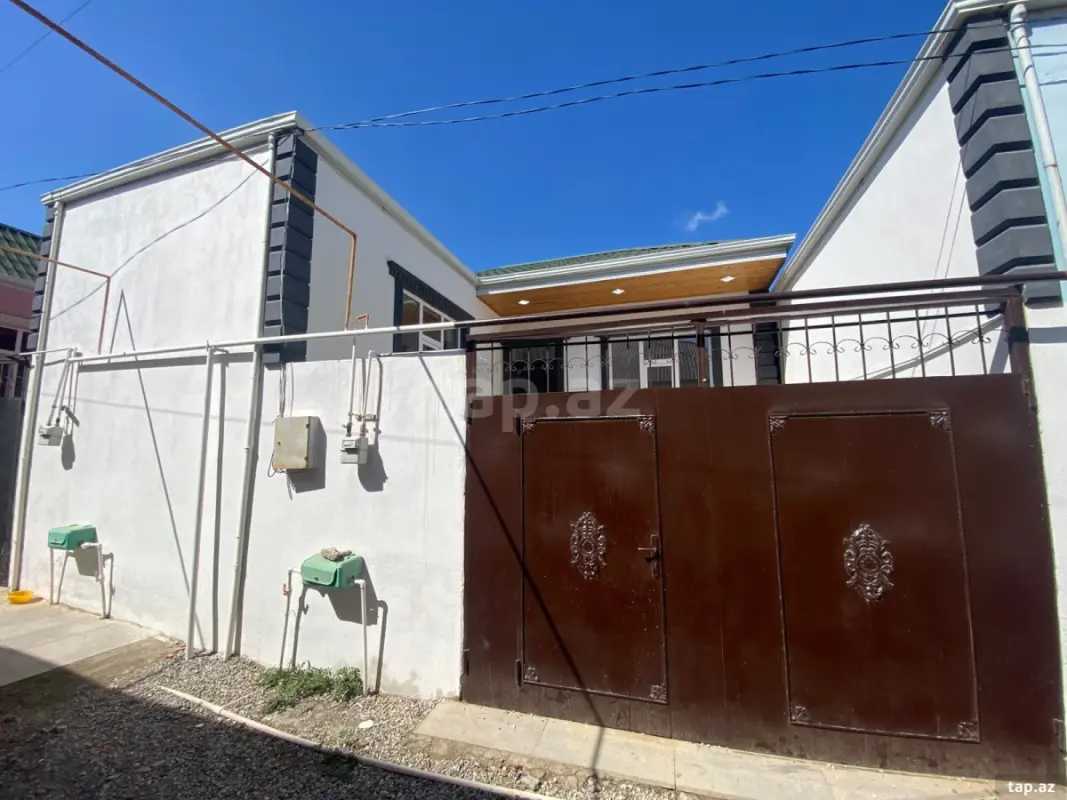 Satılır 3 otaqlı həyət evi 100 m²