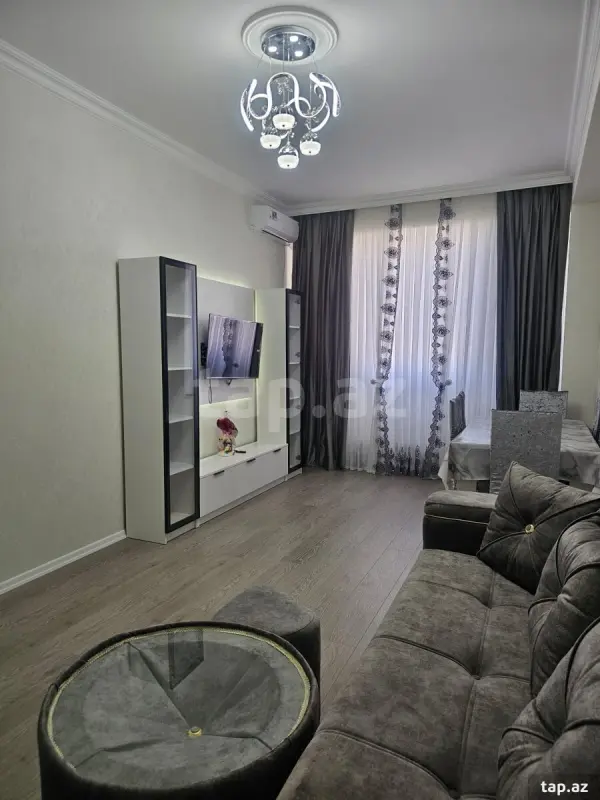 Kirayə verilir 2 otaqlı yeni tikili 65 m²