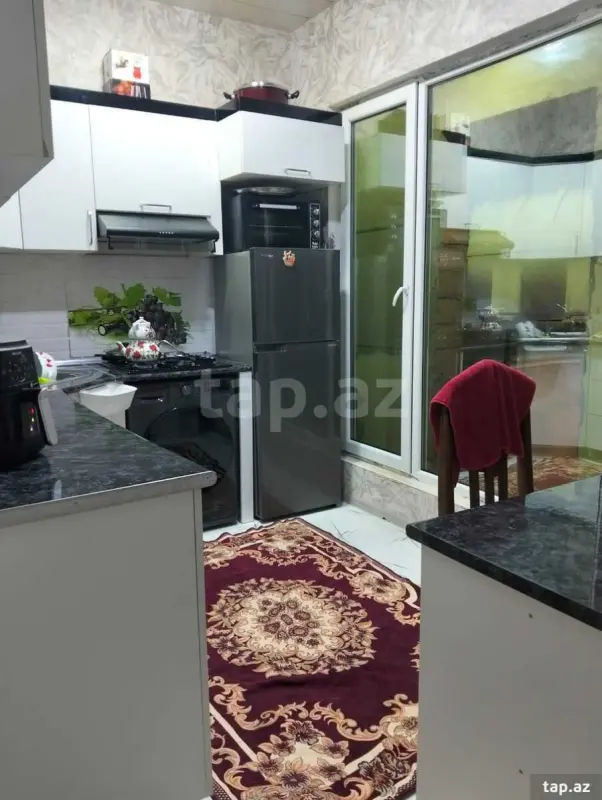 Kirayə verilir 2 otaqlı həyət evi 130 m²