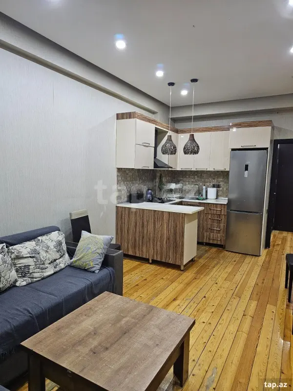Kirayə verilir 2 otaqlı yeni tikili 60 m²