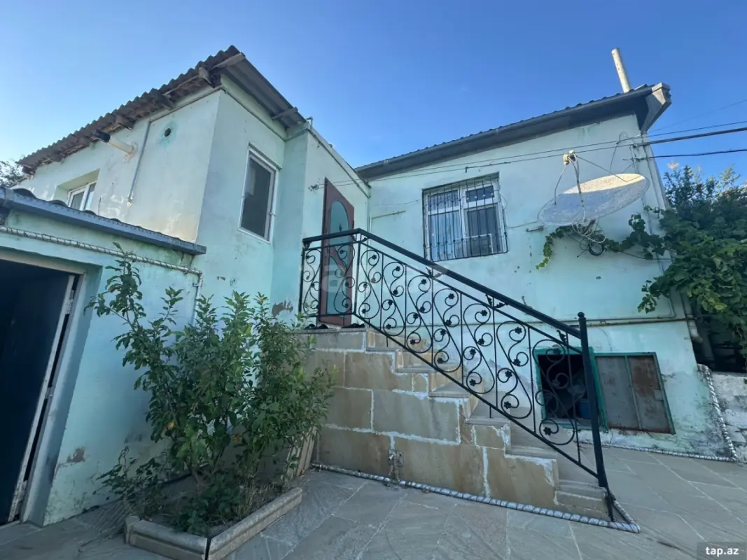 Satılır 4 otaqlı həyət evi 101 m²