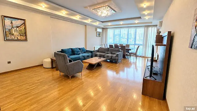 Kirayə verilir 4 otaqlı yeni tikili 210 m² — Bakı 4 otaq 210.00 m²