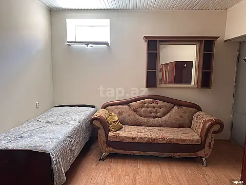 Kirayə verilir 1 otaqlı həyət evi 30 m² — Bakı, Bakıxanov 1 otaq 30.00 m²
