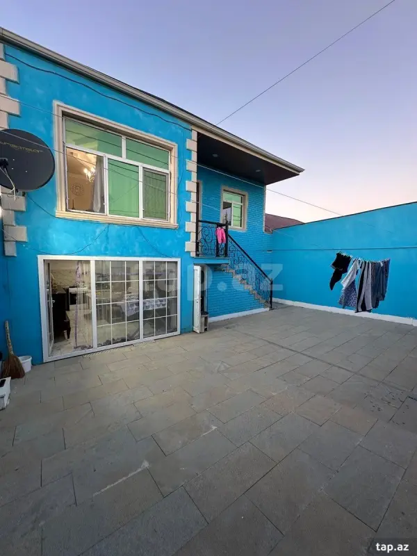 Satılır 4 otaqlı həyət evi 220 m²