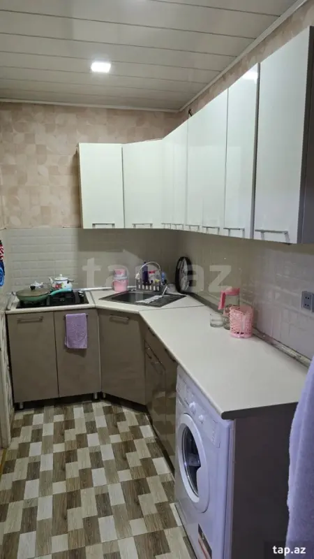 Kirayə verilir 2 otaqlı mənzil 70 m²