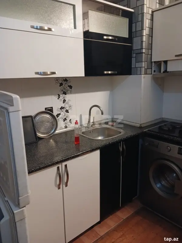 Kirayə verilir 1 otaqlı yeni tikili 42 m²