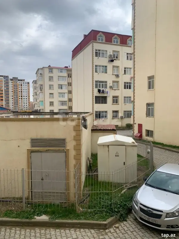 Kirayə verilir 2 otaqlı mənzil 50 m²