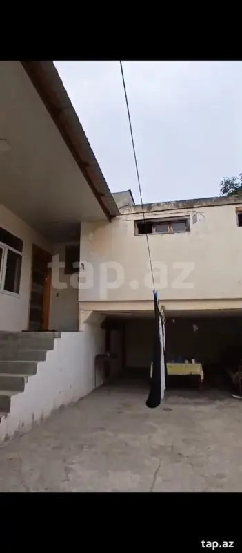 Satılır 3 otaqlı həyət evi 150 m²