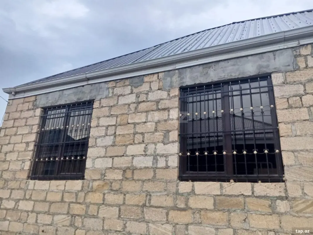 Satılır 5 otaqlı həyət evi 120 m²