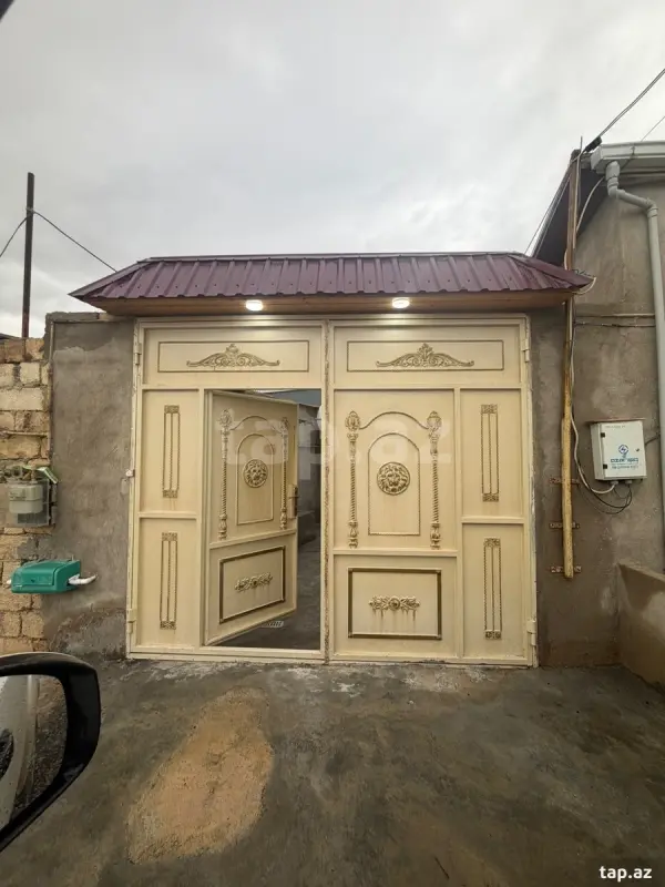 Satılır 4 otaqlı həyət evi 100 m²