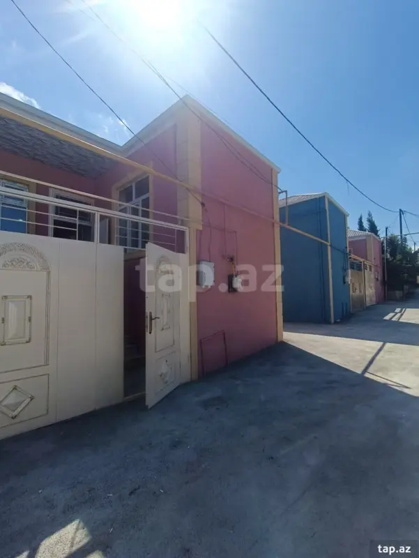 Satılır 3 otaqlı həyət evi 80 m²