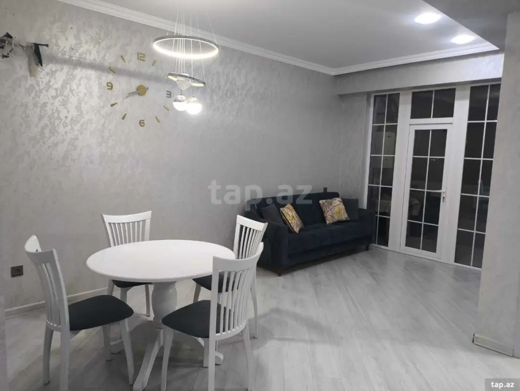 Kirayə verilir 2 otaqlı yeni tikili 50 m²