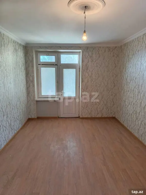 Satılır 1 otaqlı mənzil 32 m²