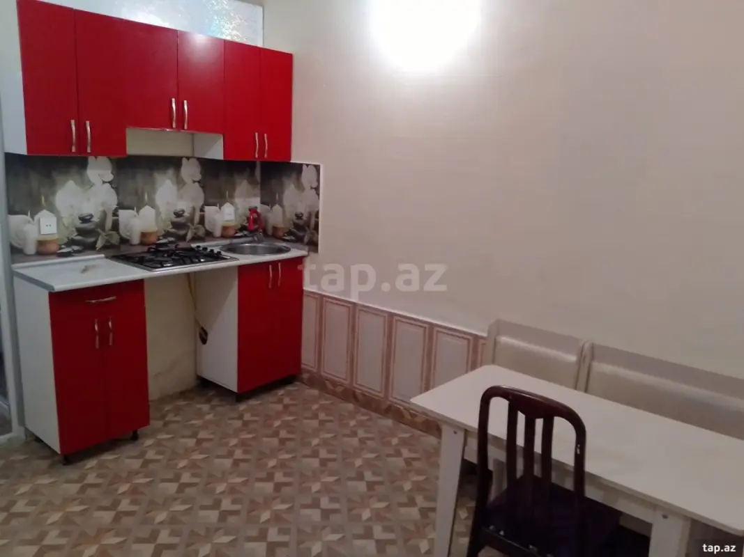 Kirayə verilir 2 otaqlı həyət evi 100 m²