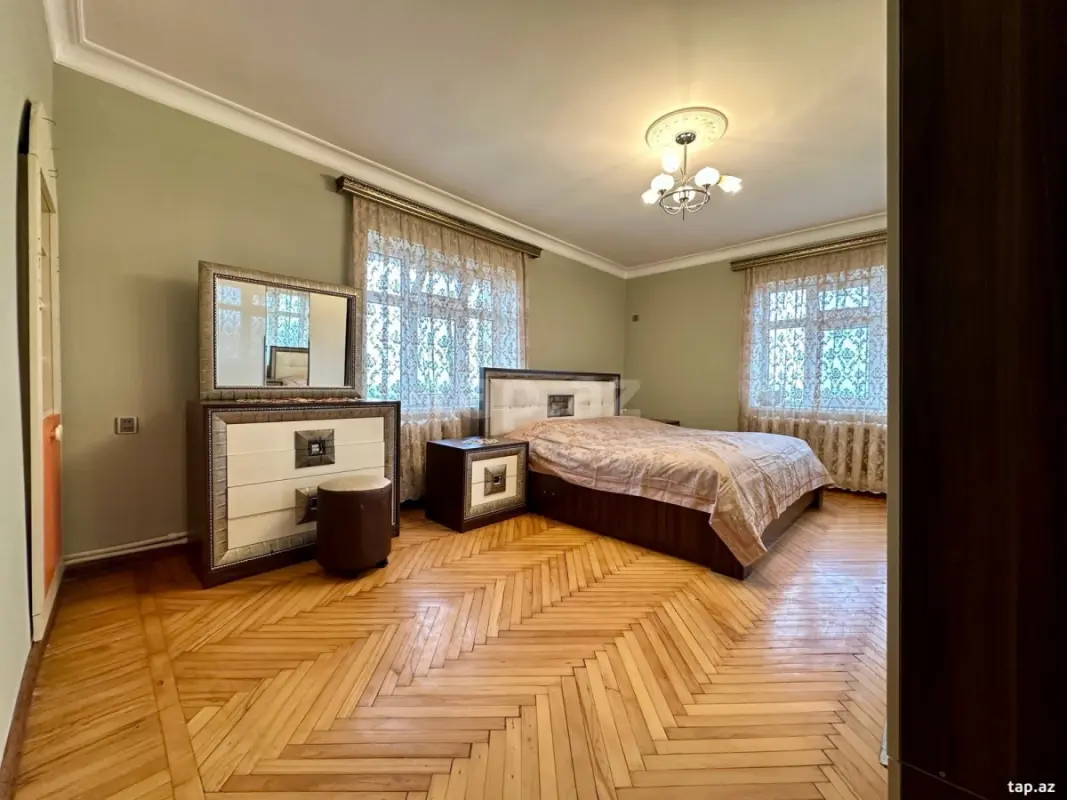 Satılır 2 otaqlı mənzil 55 m²
