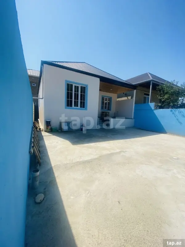 Satılır 4 otaqlı həyət evi 120 m²