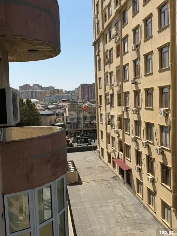 Kirayə verilir 2 otaqlı yeni tikili 78 m²