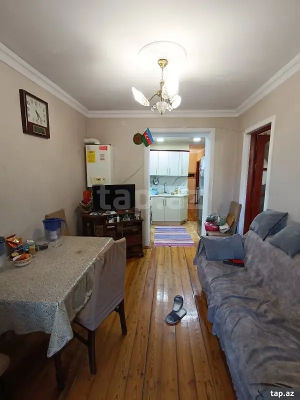 Satılır 4 otaqlı mənzil 80 m²