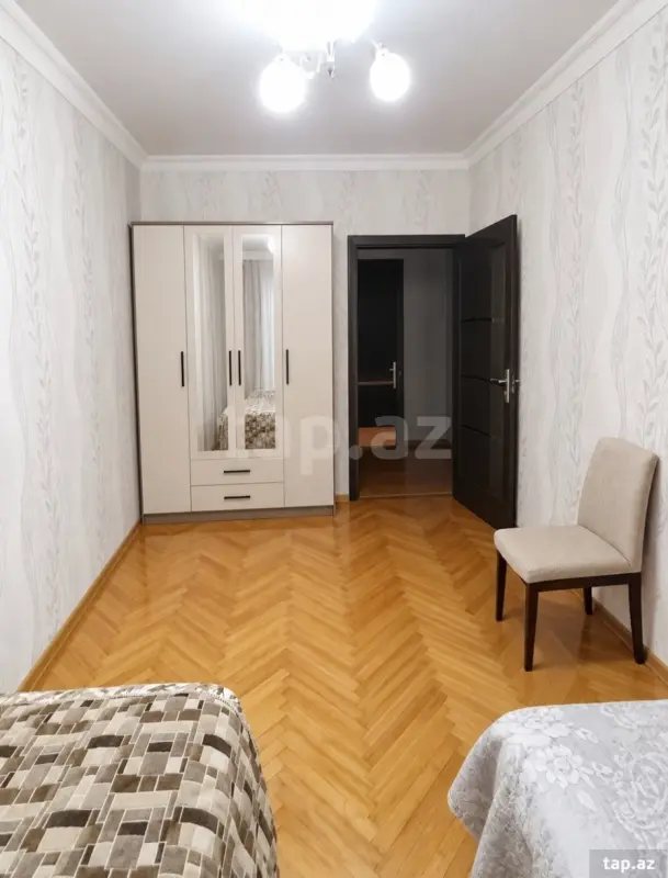 Kirayə verilir 3 otaqlı mənzil 90 m²