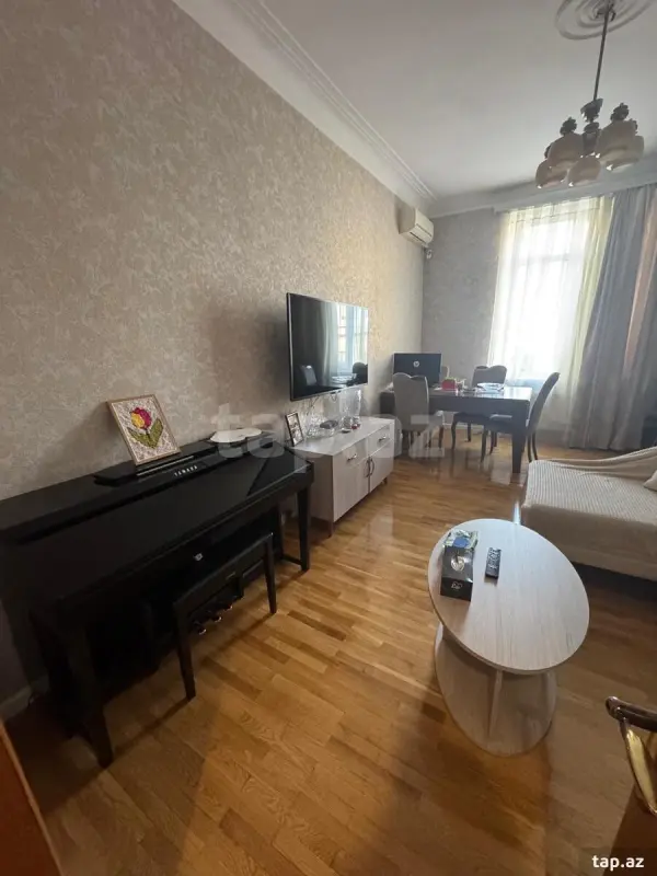 Satılır 3 otaqlı mənzil 85 m²